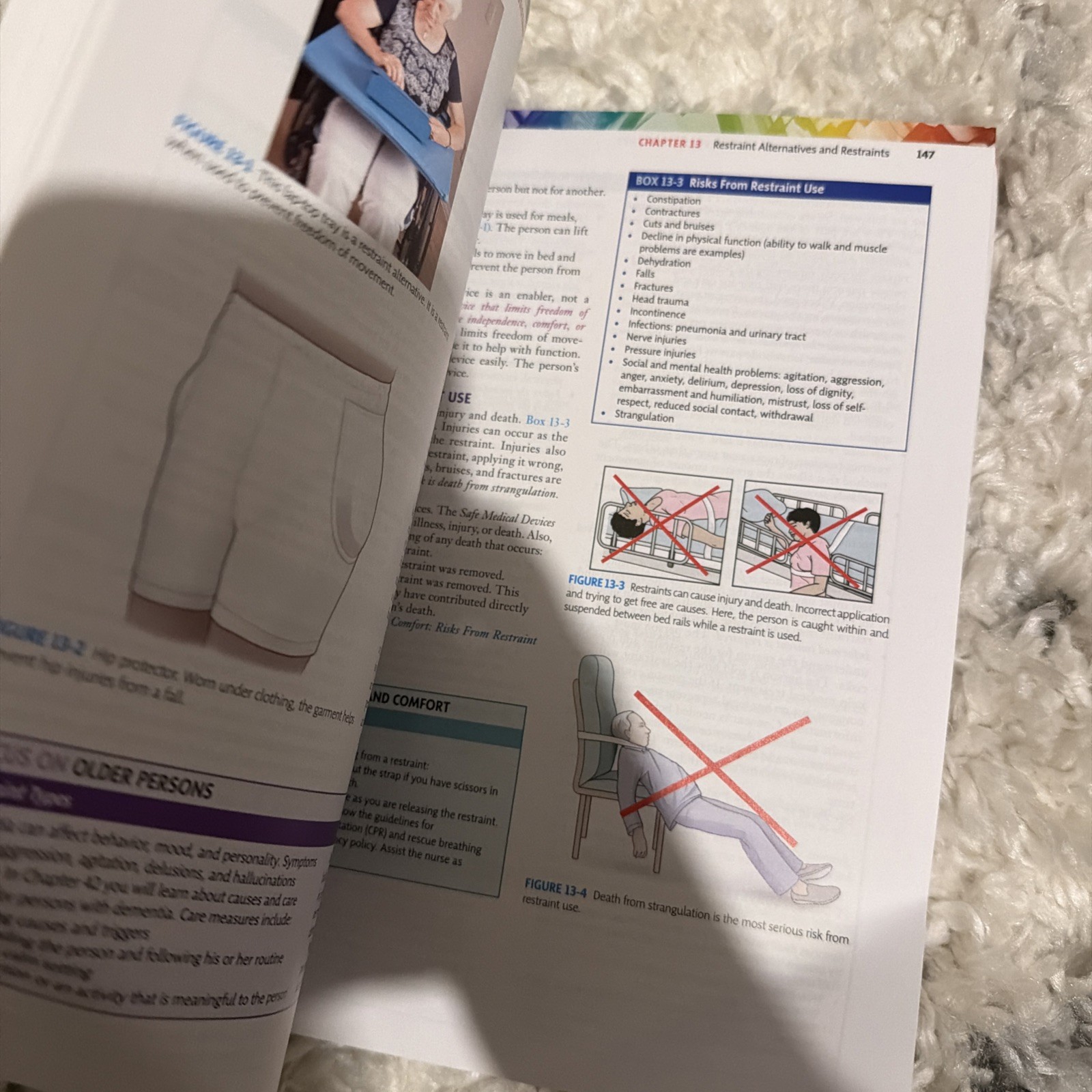 Mosbys Essentials for Nursing Assistants – Paperback – Good
