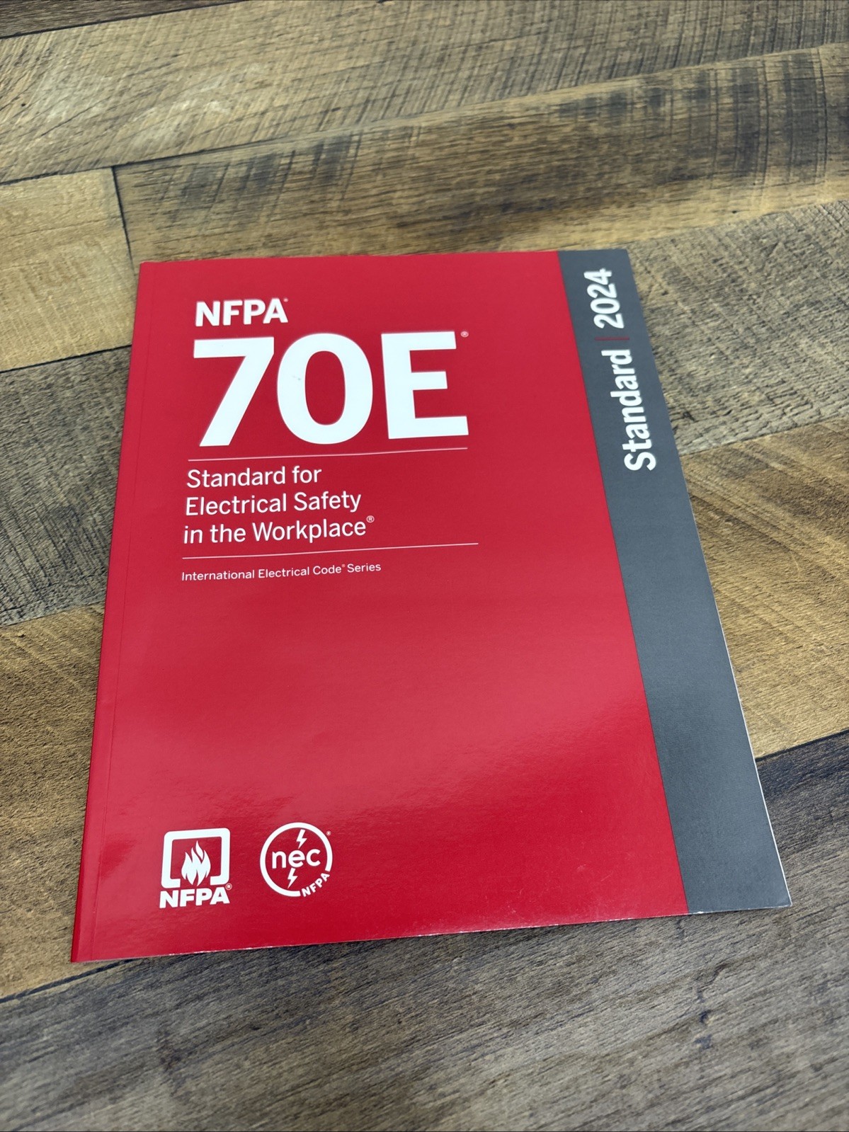 NFPA 70E Standard For Electrical Safety In The Workplace 2024 Ed FREE SHIP