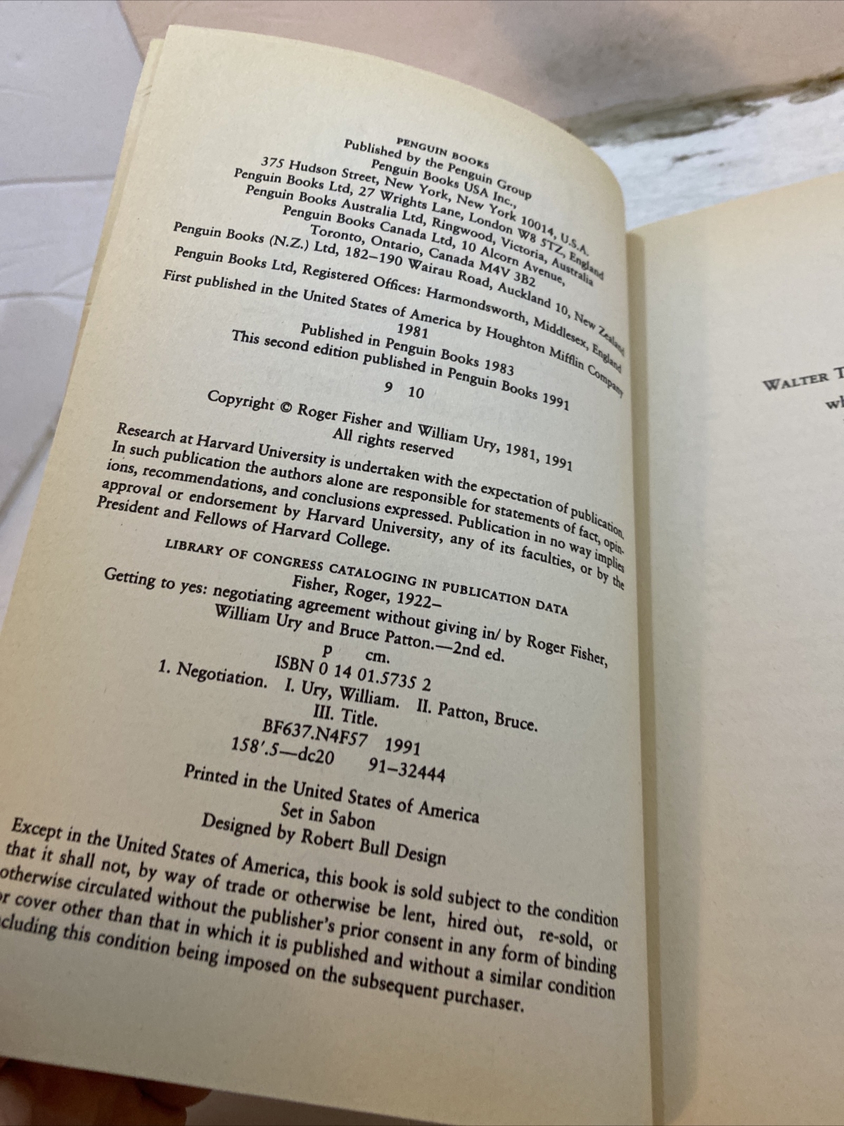 Getting To Yes – Roger Fisher & William Ury (Paperback, 1991)